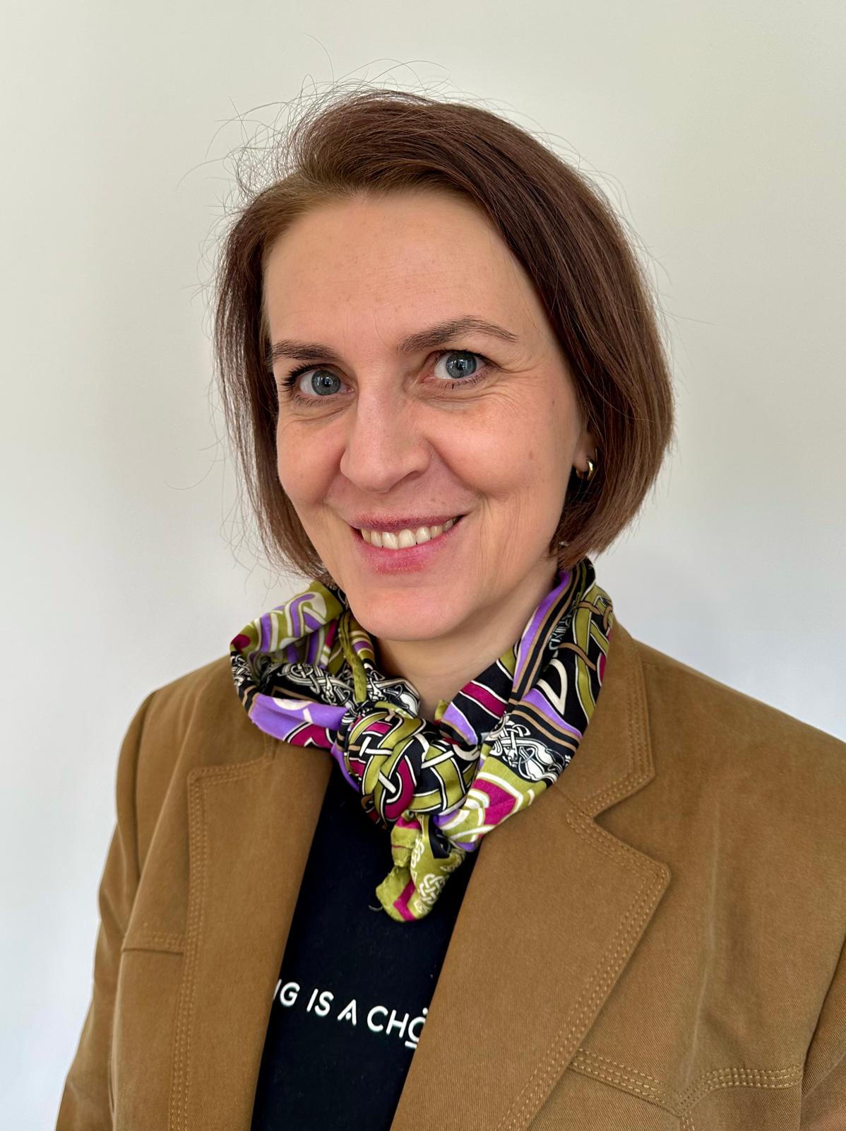 a68033d9-6c2e-40c0-bf66-26bb2a34ed98